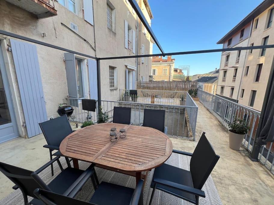 Coeur De Ville, Garage Prive Et Gratuit Avec Terrasse ! Cahors Dış mekan fotoğraf